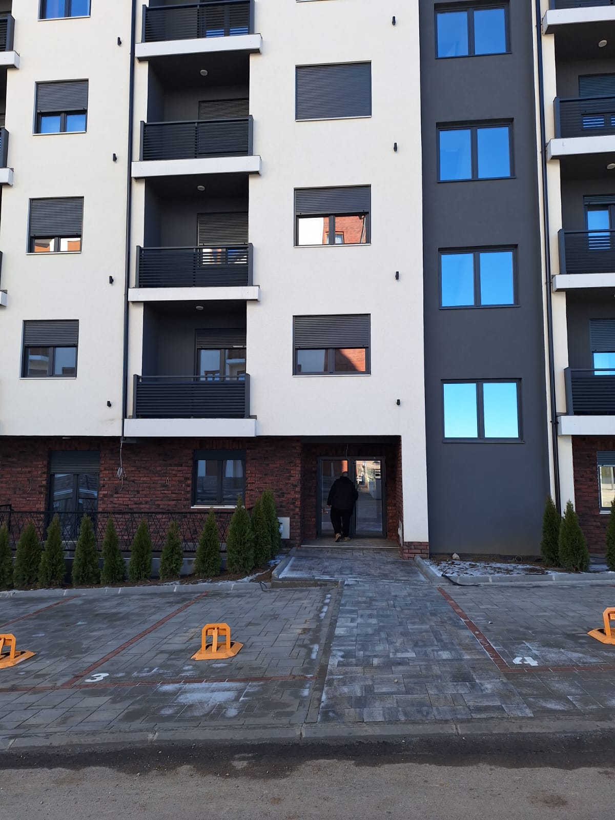 Apartman u Naselju Jelena Anžujska - Stan - Prodaja - Zlatibor